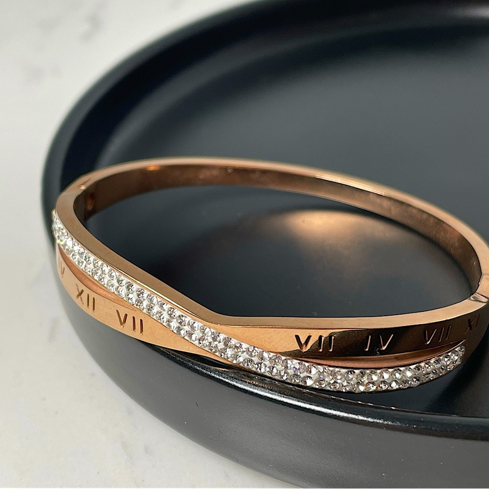 Timeless Bracelet x Cubic Zircon Stone Belt